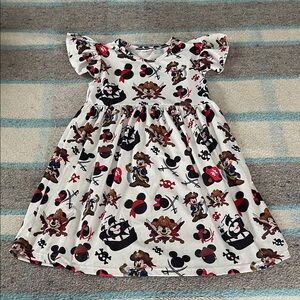 Disney cruise Pirate night dress size 6-7t